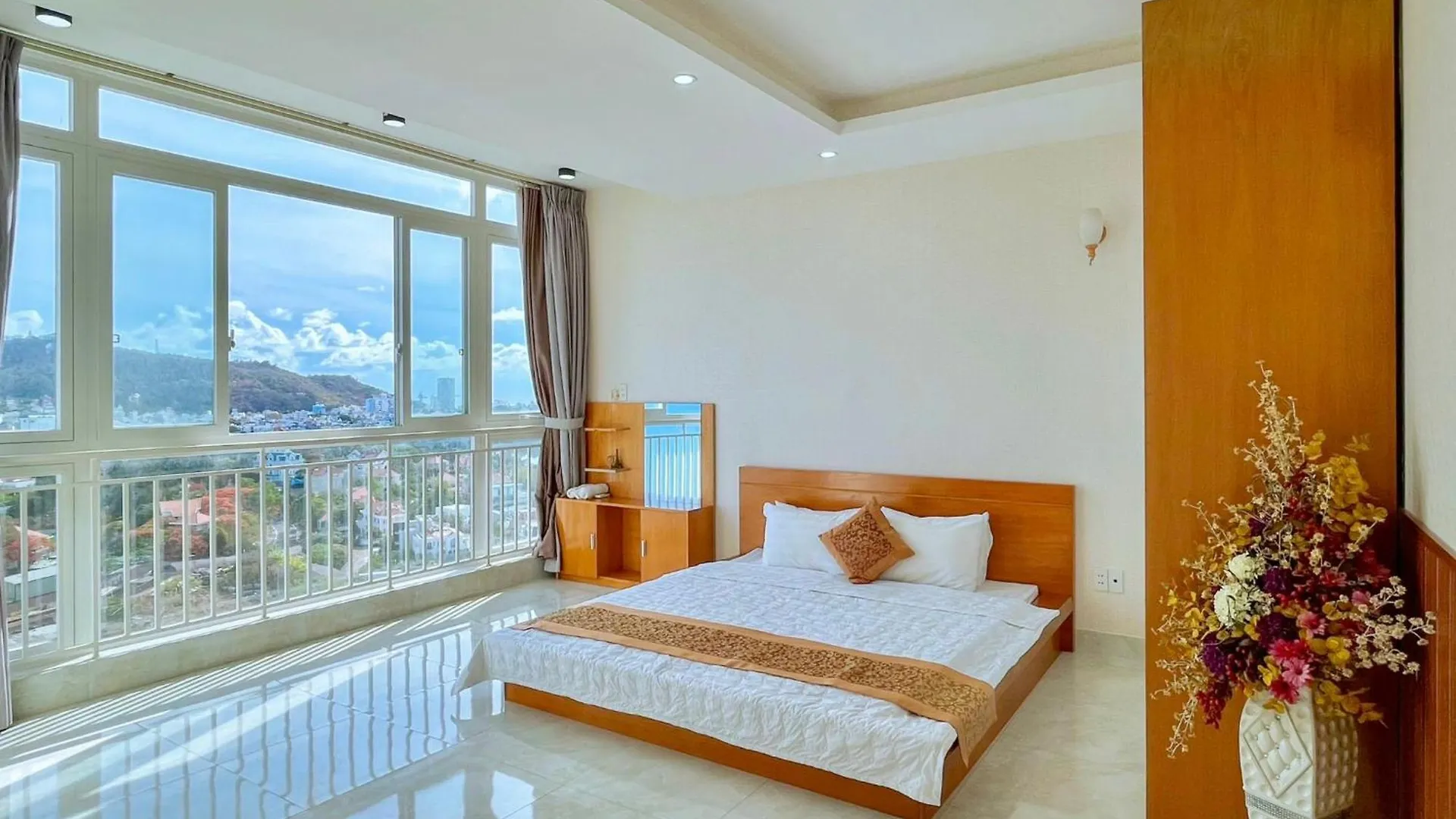 Nice Apartment 160Mv With 3Bedrom Have Balcony In Vung Tau